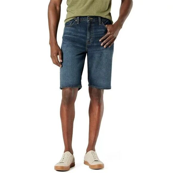 Signature By Levi Strauss & Co. Denim Shorts  Men's Size 44  NWT  Athletic Flex - Picture 1 of 6
